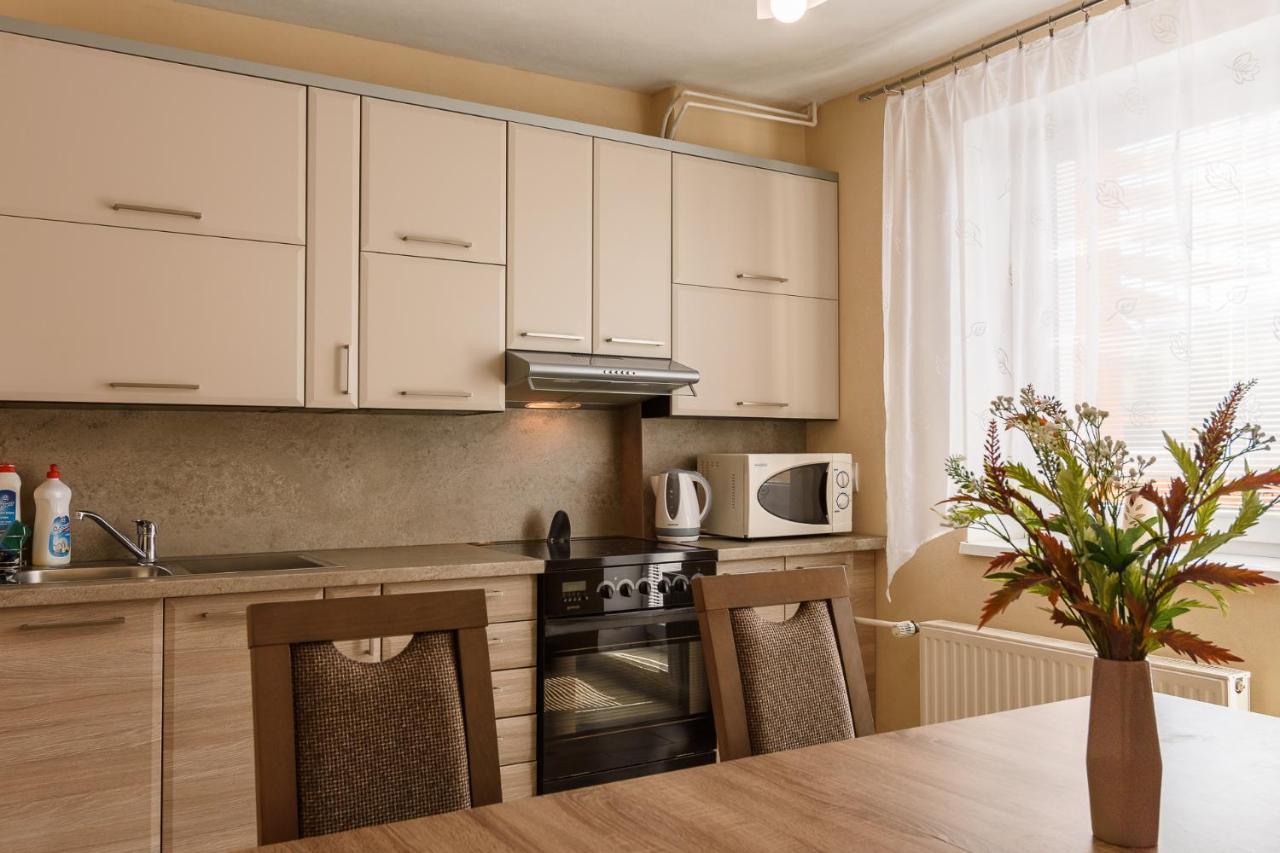 Apartman Elegant 2 Bešeňová Exterior foto