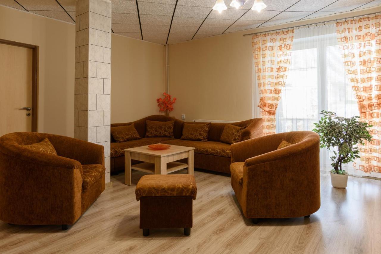 Apartman Elegant 2 Bešeňová Exterior foto